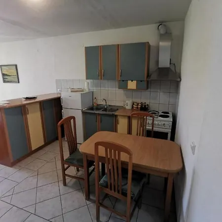 شقة White House - Two Bedroom With Terrace 1 سوبيتار
