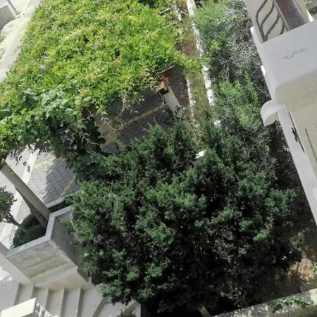White House - Two Bedroom With Terrace 1 Apartamento Supetar
